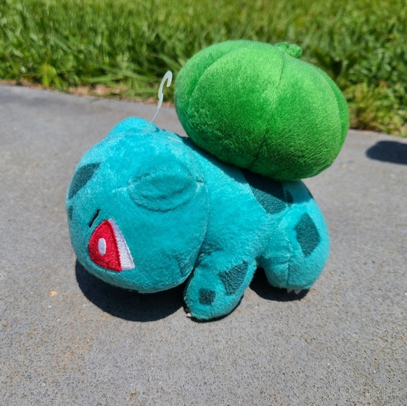Bulbasaur and Snubbull plush - Picture 4 of 9